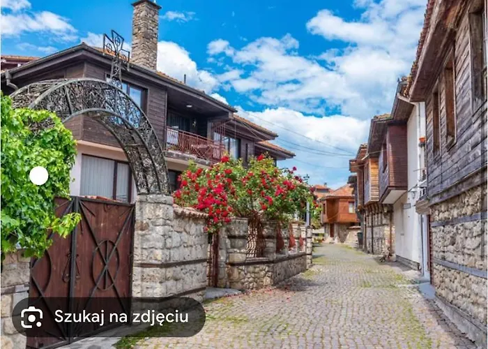 For4 Sunny Апартамент